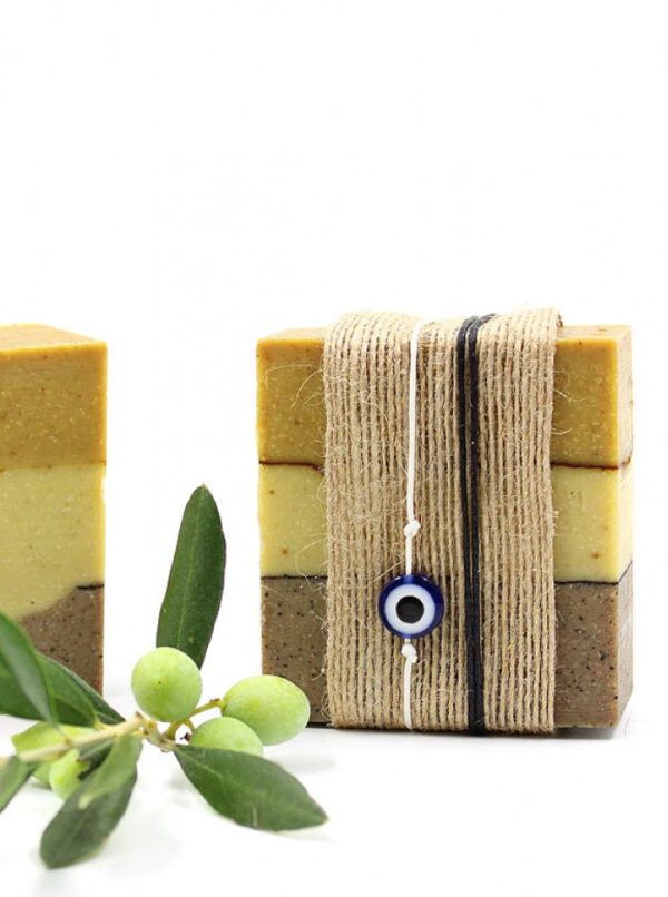 Vis Olivae Prírodné mydlo so škoricou a kurkumou v darčekovom balení  90 g  Vis Olivae Cinnamon and turmeric natural, gift wrapping