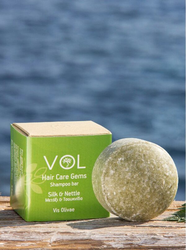 Vis Olivae Tuhý šampón na vlasy so žihľavou pre mastné vlasy  Vis Olivae Silk & nettle solid shampoo bar